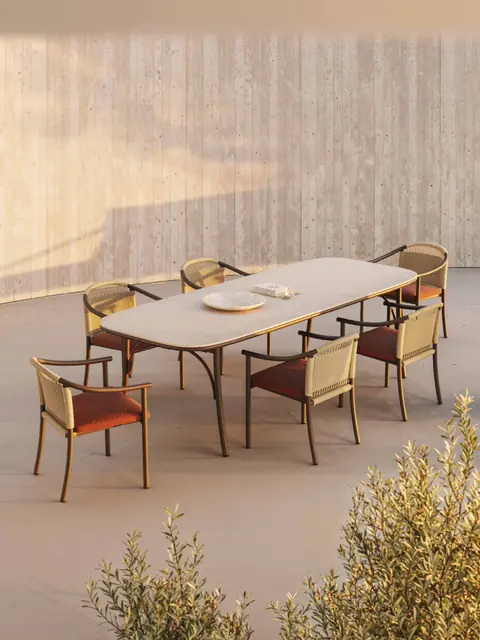 Detailed photo of the product Arata Collection Garden Dining Set