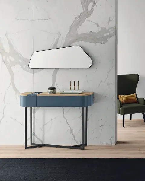 Amora Console Table