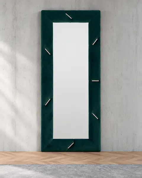 Naomi Mirror