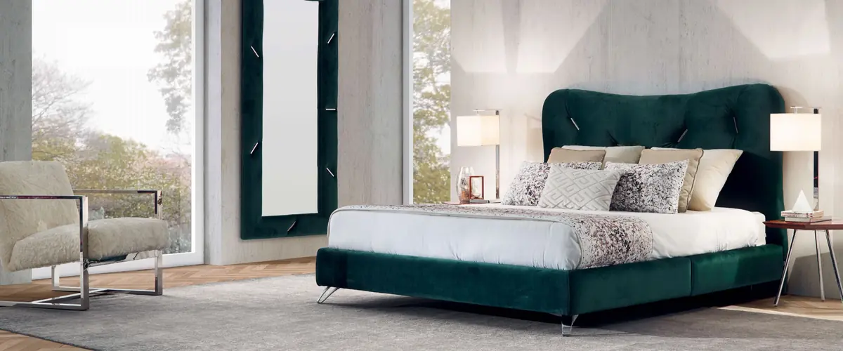 Quarto Naomi, descubra as peças do ambiente